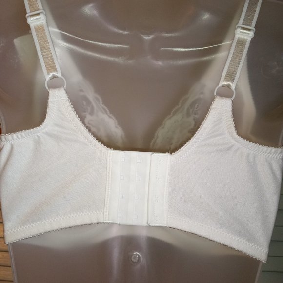 NWT Vanity Fair 34DD Soft White Bra - Picture 3 of 7